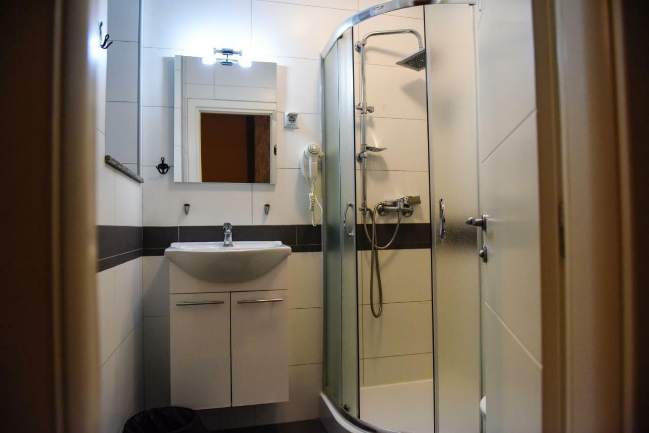 Boutique Hostel Kings N' Queens Zagrzeb Zewnętrze zdjęcie